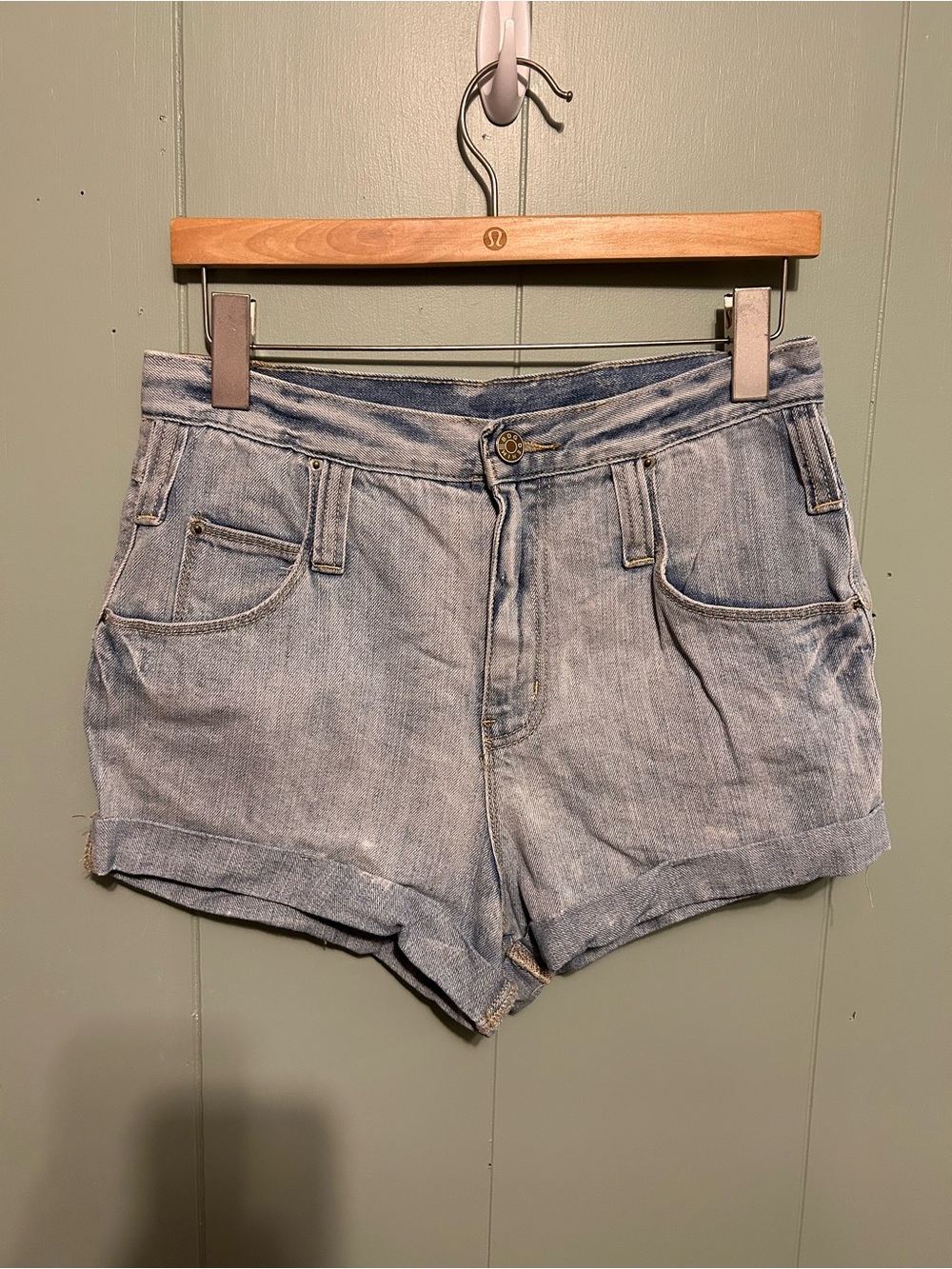 Urban Outfitters BDG Light Wash Denim Roll-Hem Shorts